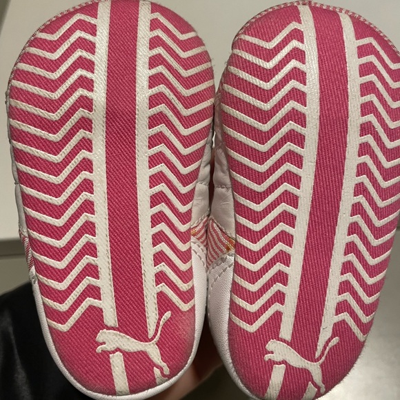 🔥 3/$25 - Puma shoes (infant size 1) - Picture 6 of 6